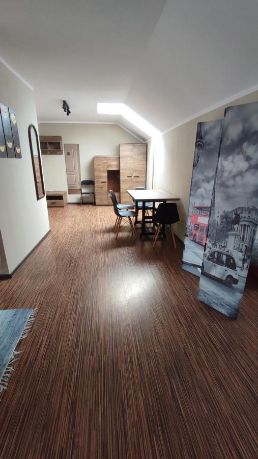 Poddasze Kamienica Wloclawek Centrum Exterior foto